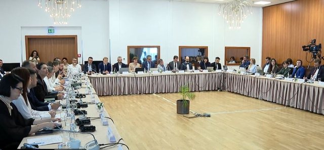 Reforma zgjedhore/ KQZ kërkon rregulla më të forta dhe kufij të qartë, zbulohen kërkesat e PS dhe PD!