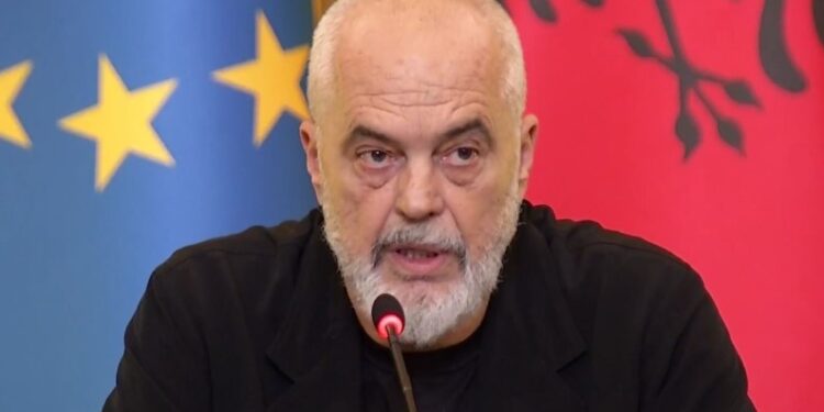 LIVE/ Rama mbledh drejtuesit politikë të PS dhe kryetarët e komisioneve