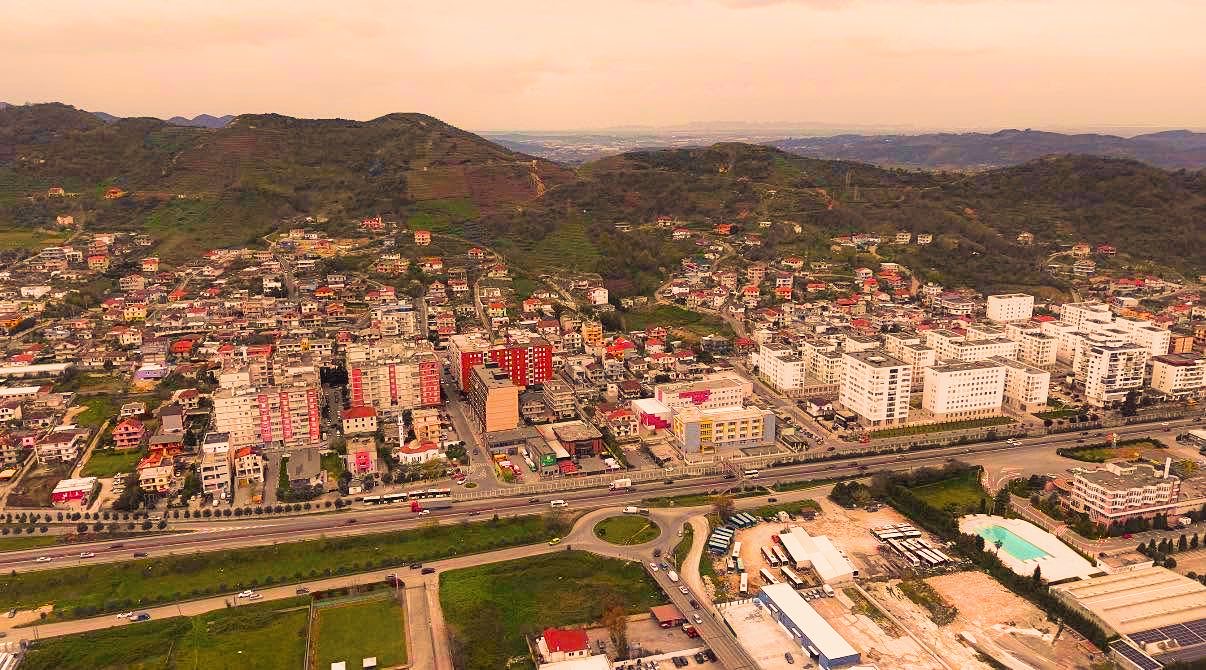 Vorë – Qyteza ku mikpritja, shija dhe cilësia takohen çdo ditë